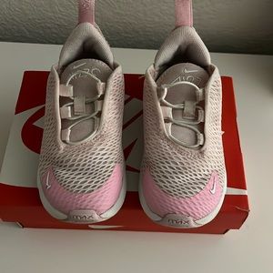 Nike Air Max 270 BT, size 7